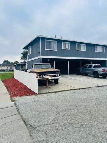 1590 Diablo Drive, Hollister, CA 95023