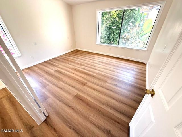 451 Pavarotti Drive, Oak Park, CA 91377