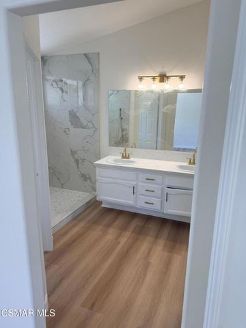 451 Pavarotti Drive, Oak Park, CA 91377