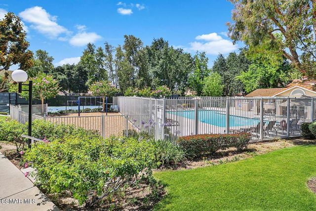 451 Pavarotti Drive, Oak Park, CA 91377
