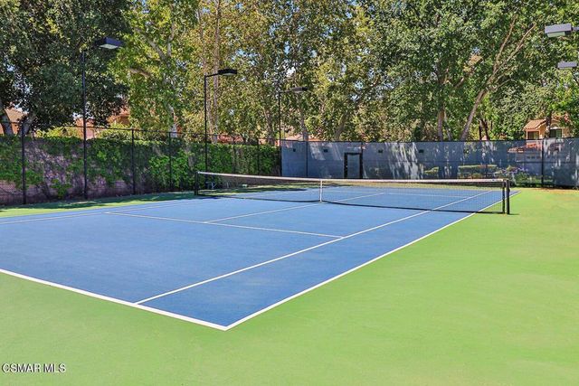 451 Pavarotti Drive, Oak Park, CA 91377