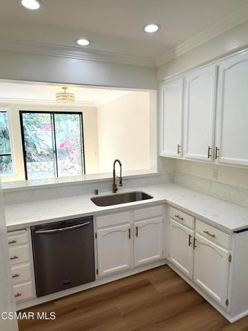 451 Pavarotti Drive, Oak Park, CA 91377