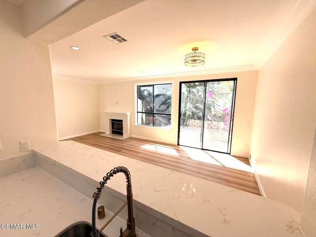 451 Pavarotti Drive, Oak Park, CA 91377
