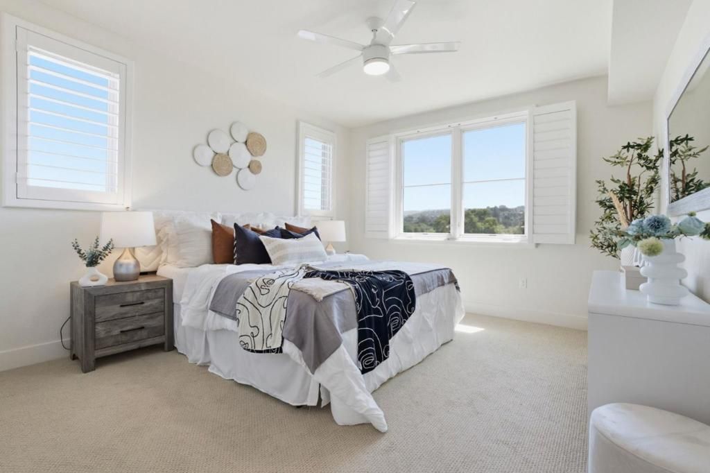 Image 18 of property listing at 657 Walnut Street 537, San Carlos, CA 94070