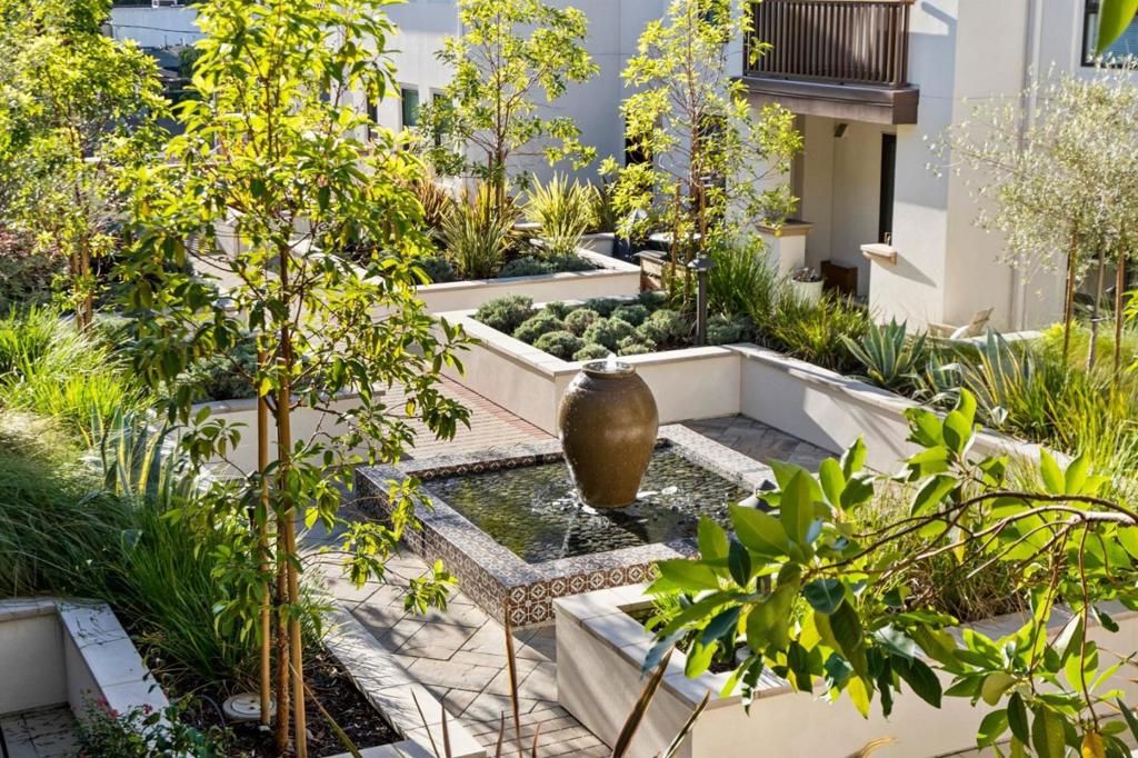 Image 29 of property listing at 657 Walnut Street 537, San Carlos, CA 94070