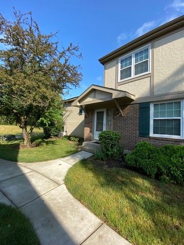132 Brookwood Court, Vernon Hills, IL 60061