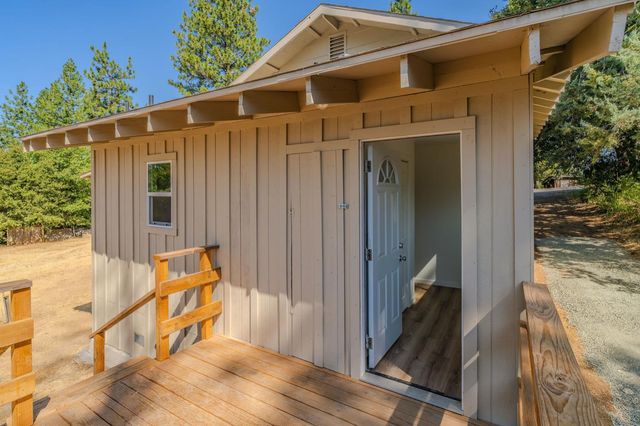 22800 Alaire Ln, Pioneer, CA 95666