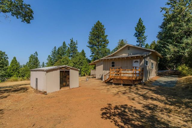 22800 Alaire Ln, Pioneer, CA 95666