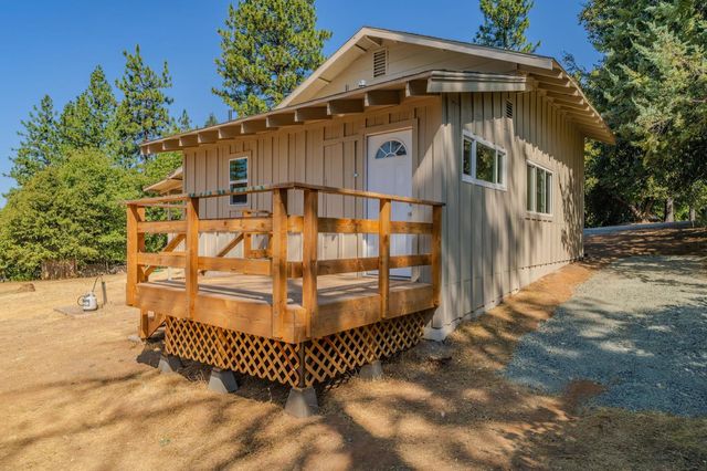 22800 Alaire Ln, Pioneer, CA 95666