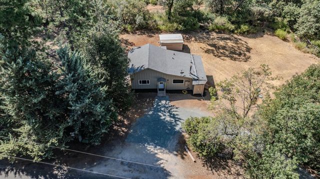 22800 Alaire Ln, Pioneer, CA 95666