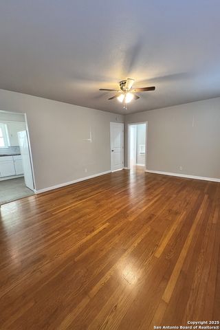 734 Donaldson Ave Apt B, San Antonio, TX 78201