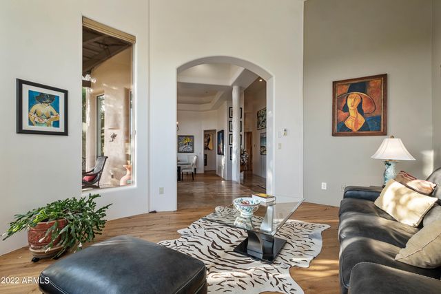 36013 N SUMMIT Drive, Cave Creek, AZ 85331