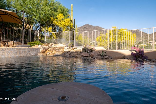 36013 N SUMMIT Drive, Cave Creek, AZ 85331