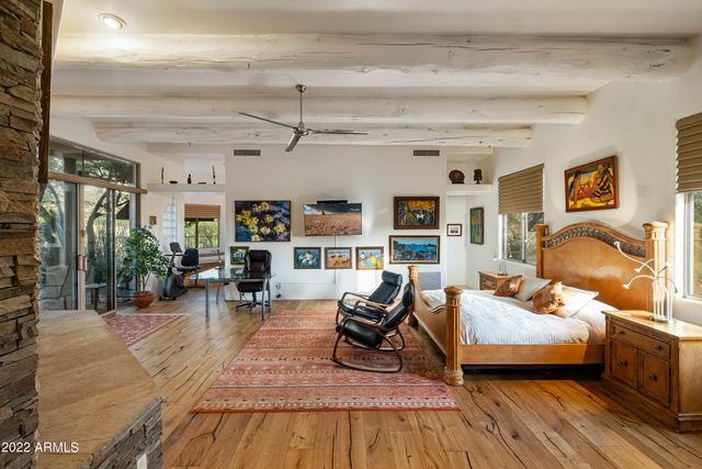 36013 N SUMMIT Drive, Cave Creek, AZ 85331