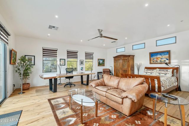 36013 N SUMMIT Drive, Cave Creek, AZ 85331