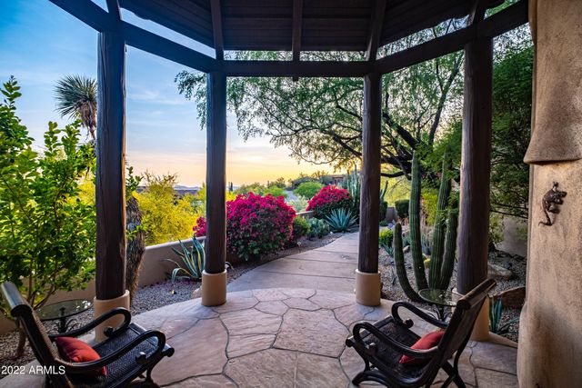 36013 N SUMMIT Drive, Cave Creek, AZ 85331