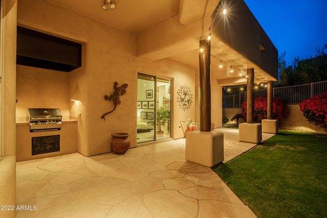 36013 N SUMMIT Drive, Cave Creek, AZ 85331