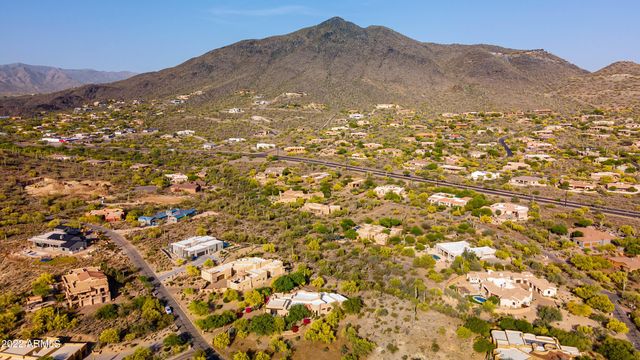 36013 N SUMMIT Drive, Cave Creek, AZ 85331