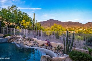 36013 N SUMMIT Drive, Cave Creek, AZ 85331