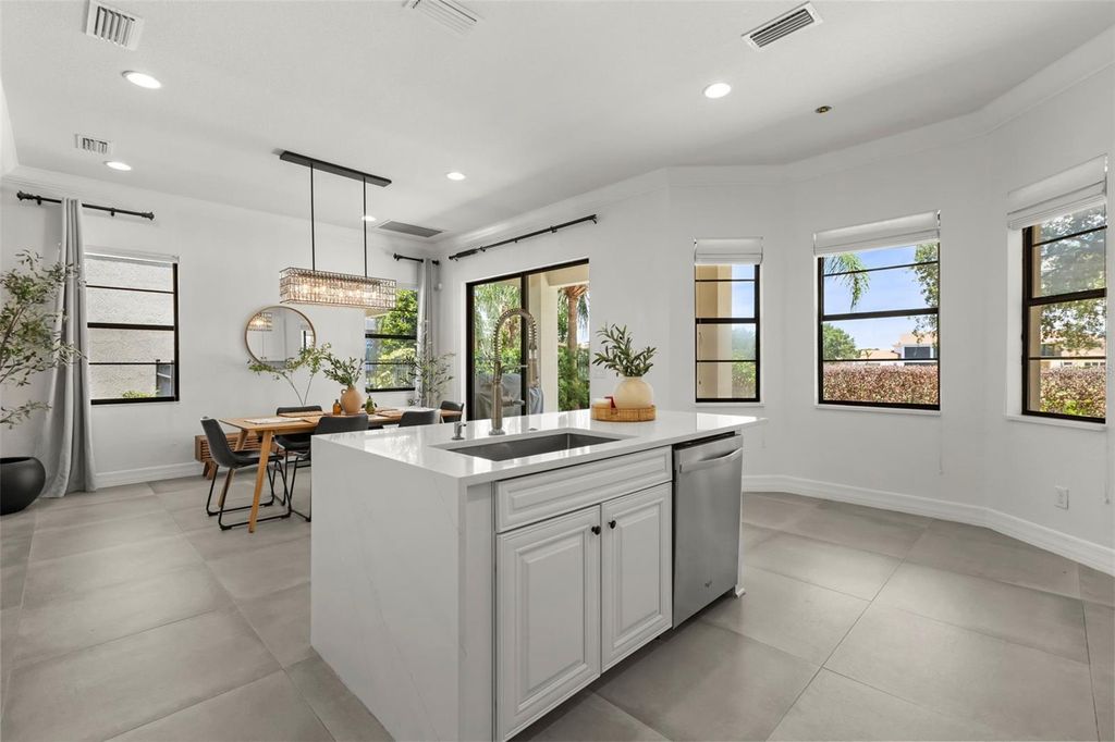 Image 15 of property listing at 13013 WOODFORD STREET, Orlando, FL 32832