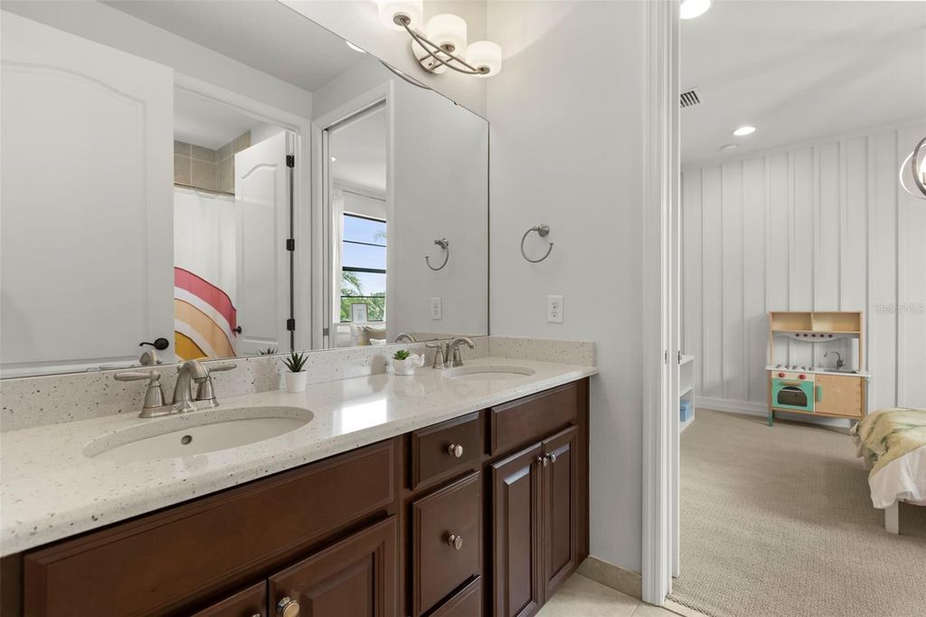 Image 27 of property listing at 13013 WOODFORD STREET, Orlando, FL 32832