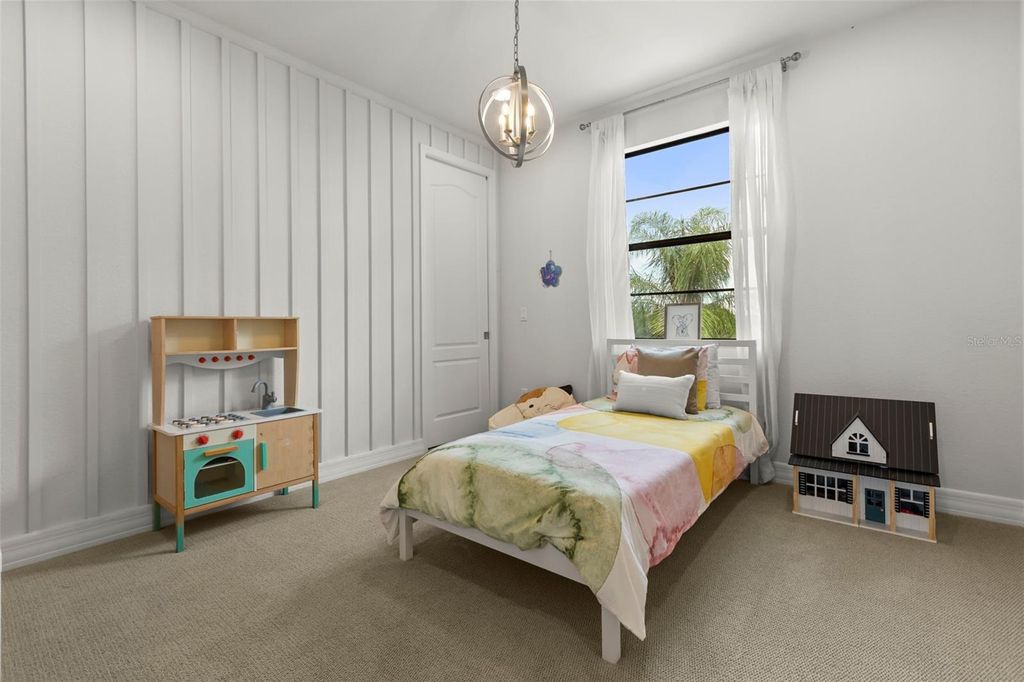 Image 28 of property listing at 13013 WOODFORD STREET, Orlando, FL 32832