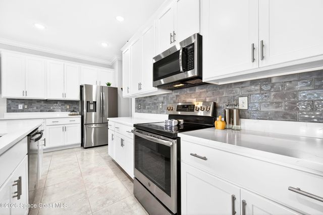 8236 100th Avenue, Vero Beach, FL 32967