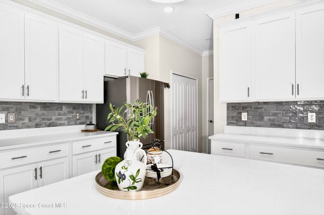 8236 100th Avenue, Vero Beach, FL 32967