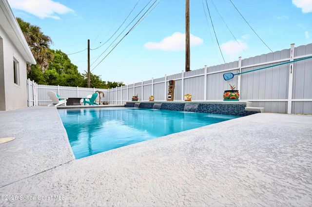 8236 100th Avenue, Vero Beach, FL 32967