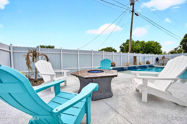 8236 100th Avenue, Vero Beach, FL 32967