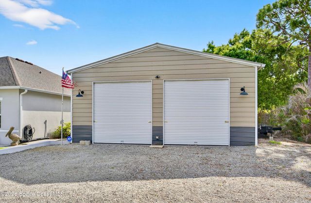 8236 100th Avenue, Vero Beach, FL 32967