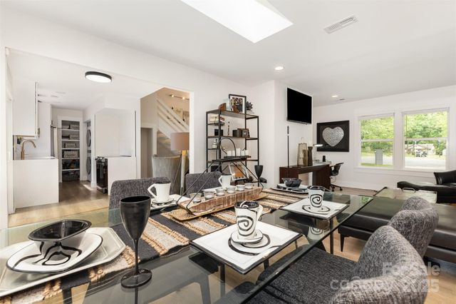 6824 Cortez Trail, Charlotte, NC 28227