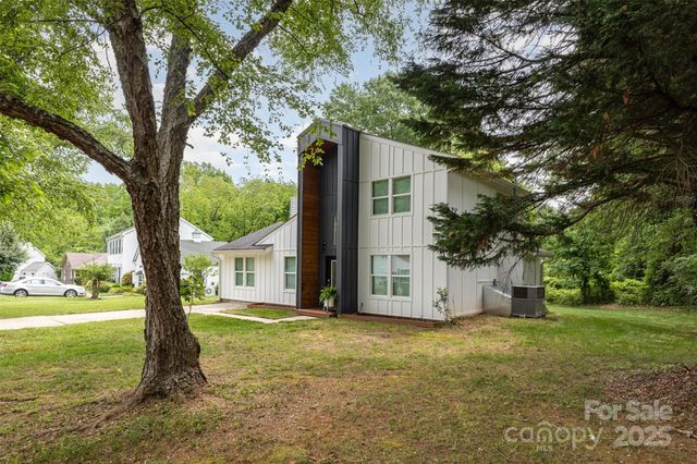 6824 Cortez Trail, Charlotte, NC 28227