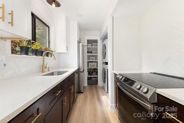 6824 Cortez Trail, Charlotte, NC 28227