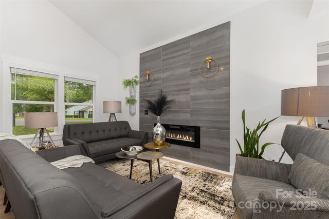 6824 Cortez Trail, Charlotte, NC 28227