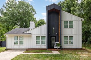 6824 Cortez Trail, Charlotte, NC 28227