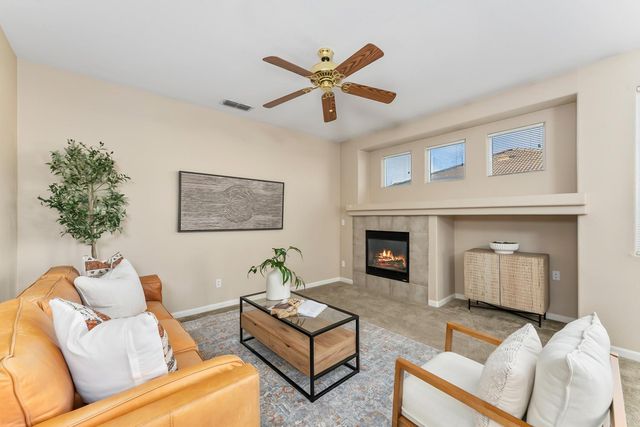 5013 Millner Way, Elk Grove, CA 95757