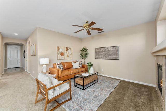 5013 Millner Way, Elk Grove, CA 95757