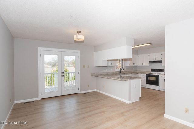 1421 Cedar Park Drive, Maryville, TN 37803