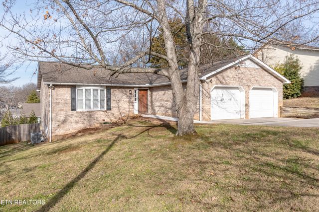 1421 Cedar Park Drive, Maryville, TN 37803