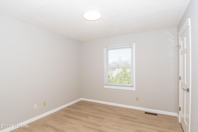 1421 Cedar Park Drive, Maryville, TN 37803