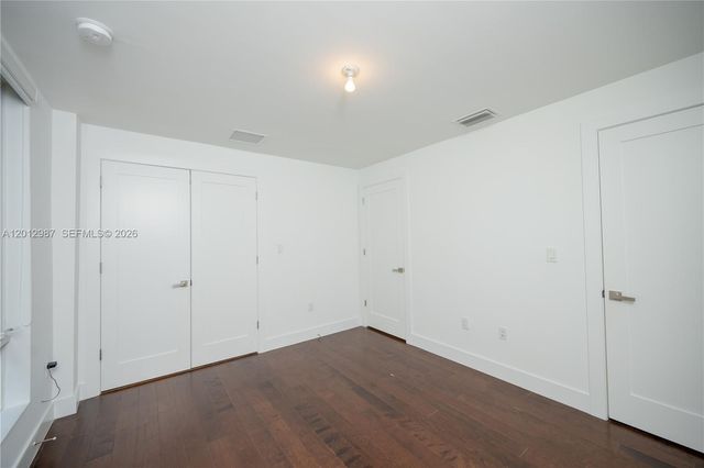 9165 NW 33rd St, Doral, FL 33172