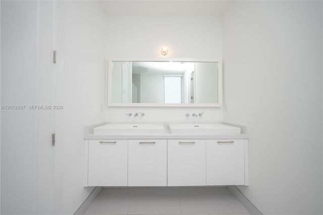 9165 NW 33rd St, Doral, FL 33172