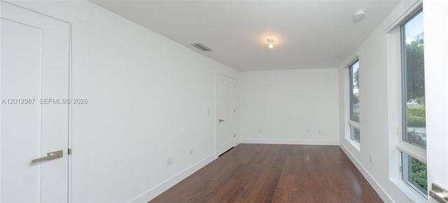 9165 NW 33rd St, Doral, FL 33172