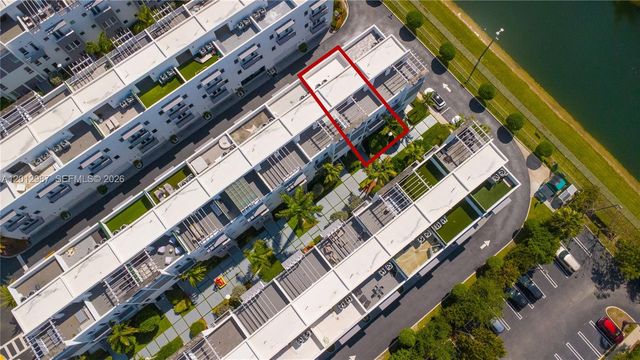 9165 NW 33rd St, Doral, FL 33172
