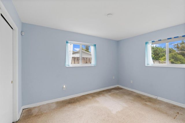 2780 NW 26TH Avenue, Oakland Park, FL 33311