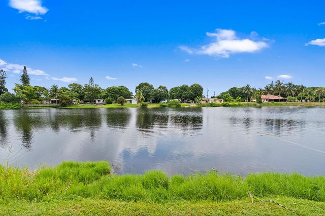 2780 NW 26TH Avenue, Oakland Park, FL 33311