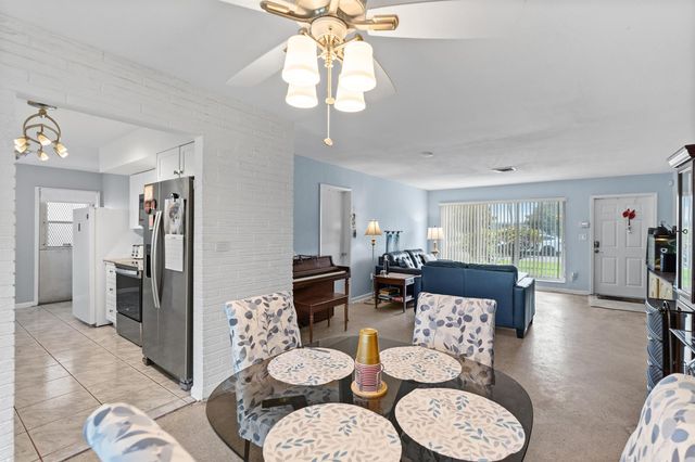 2780 NW 26TH Avenue, Oakland Park, FL 33311