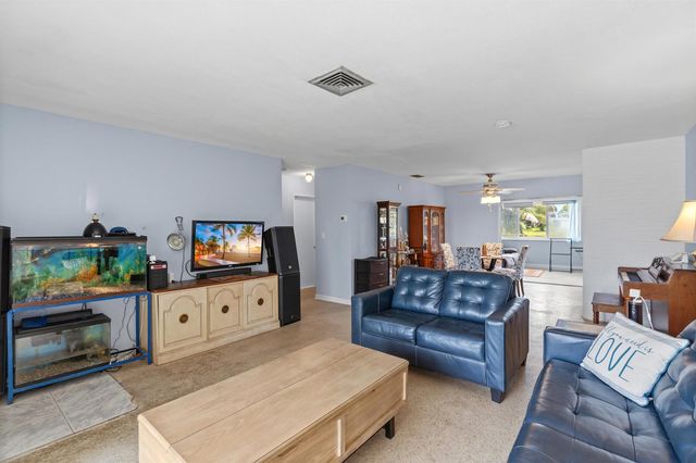 2780 NW 26TH Avenue, Oakland Park, FL 33311