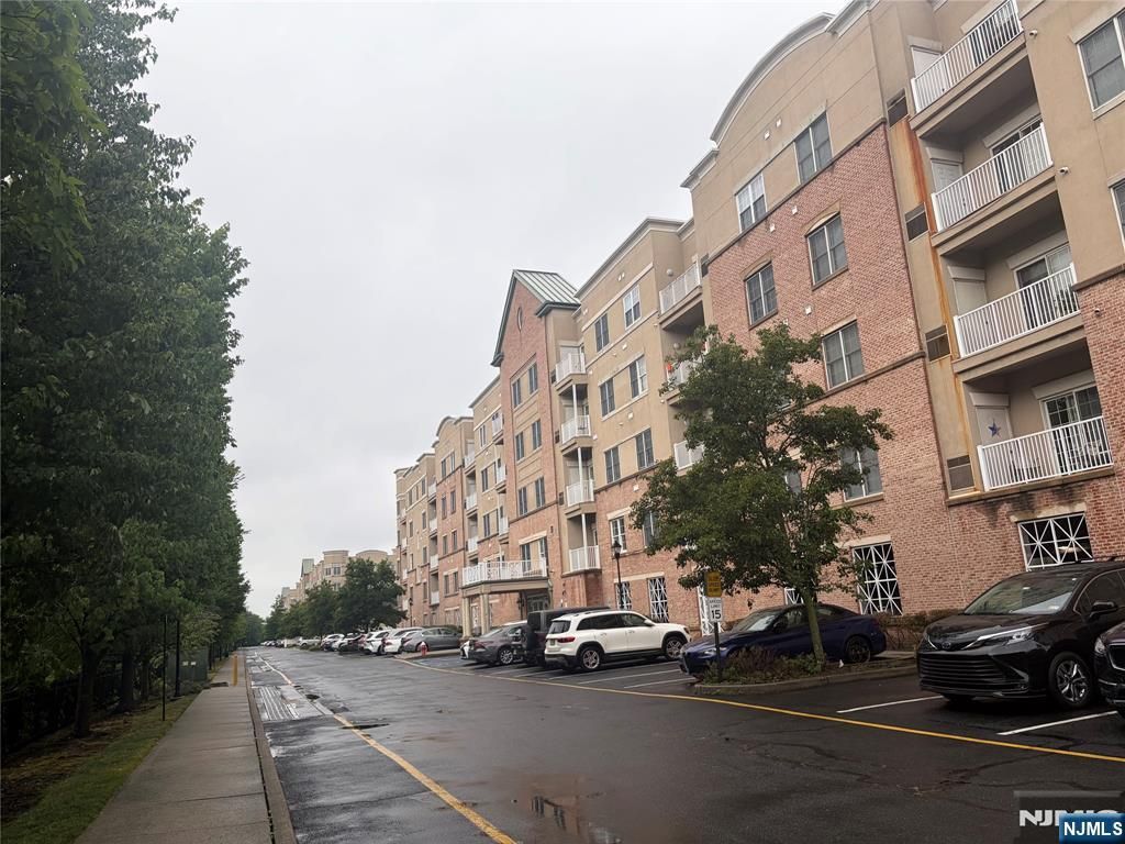 1110 Windsor Park Court, Englewood, NJ 07631